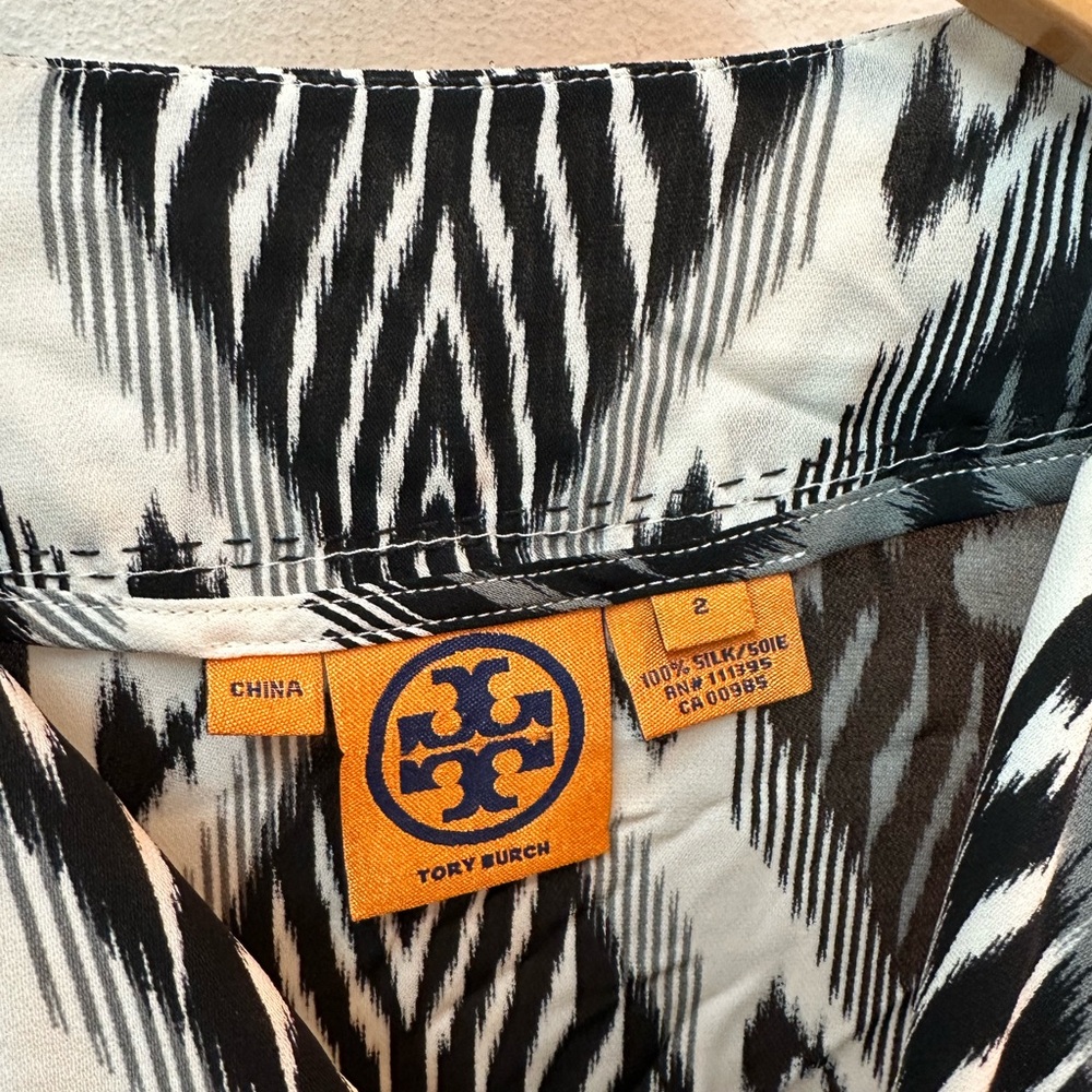 Tory Burch 100% Silk Blouse - Picture 3 of 6